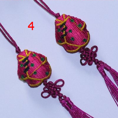 刺繍携帯ストラップ